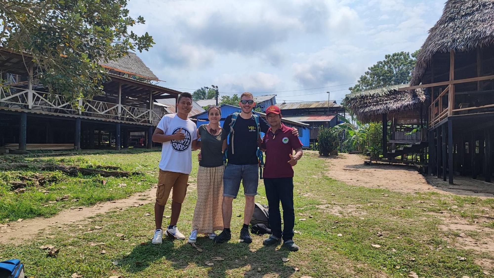 Hospedaje Y Tours Reina Arriera Amazonas Colombia Macedonia Eksteriør billede