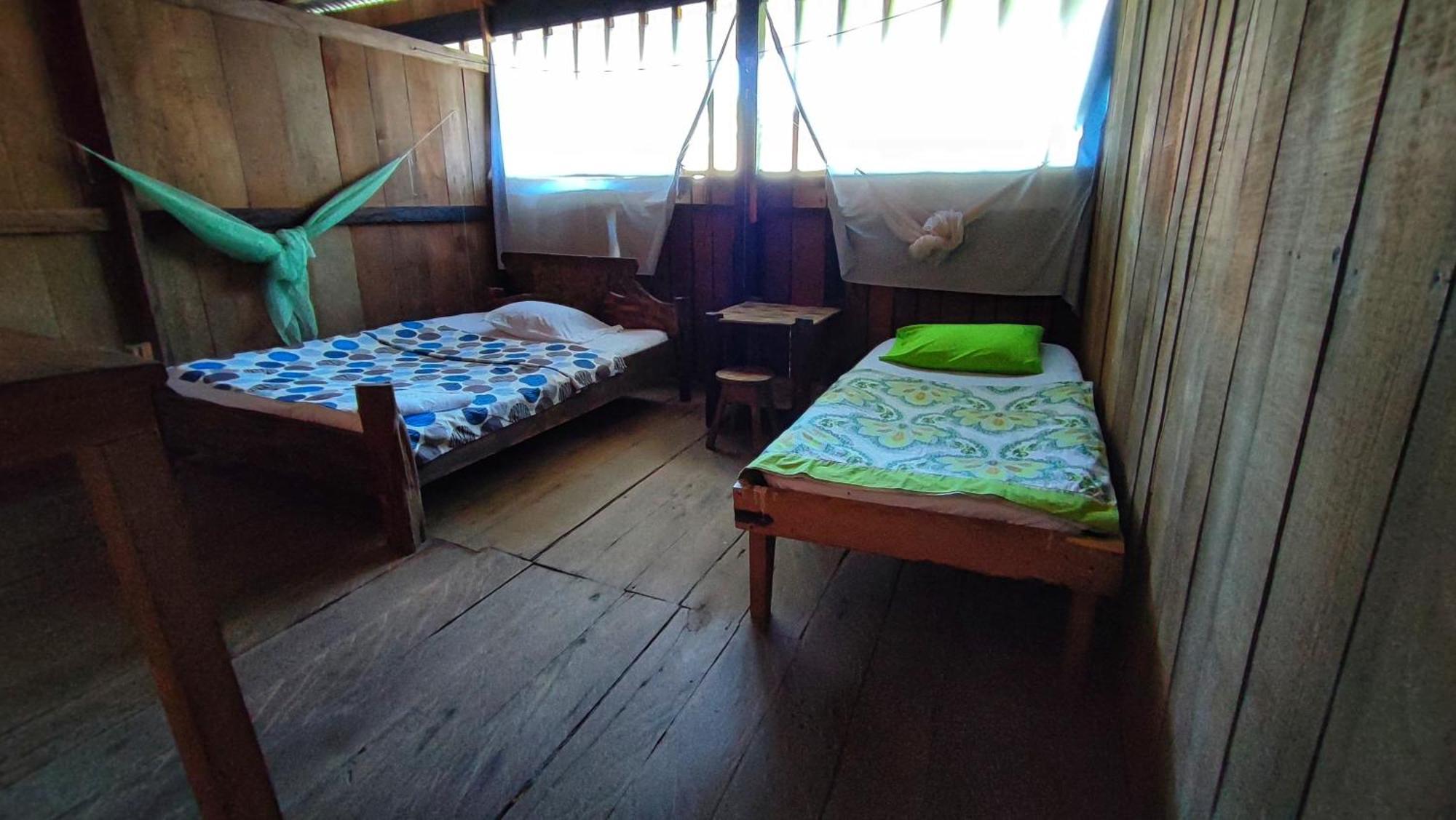 Hospedaje Y Tours Reina Arriera Amazonas Colombia Macedonia Eksteriør billede